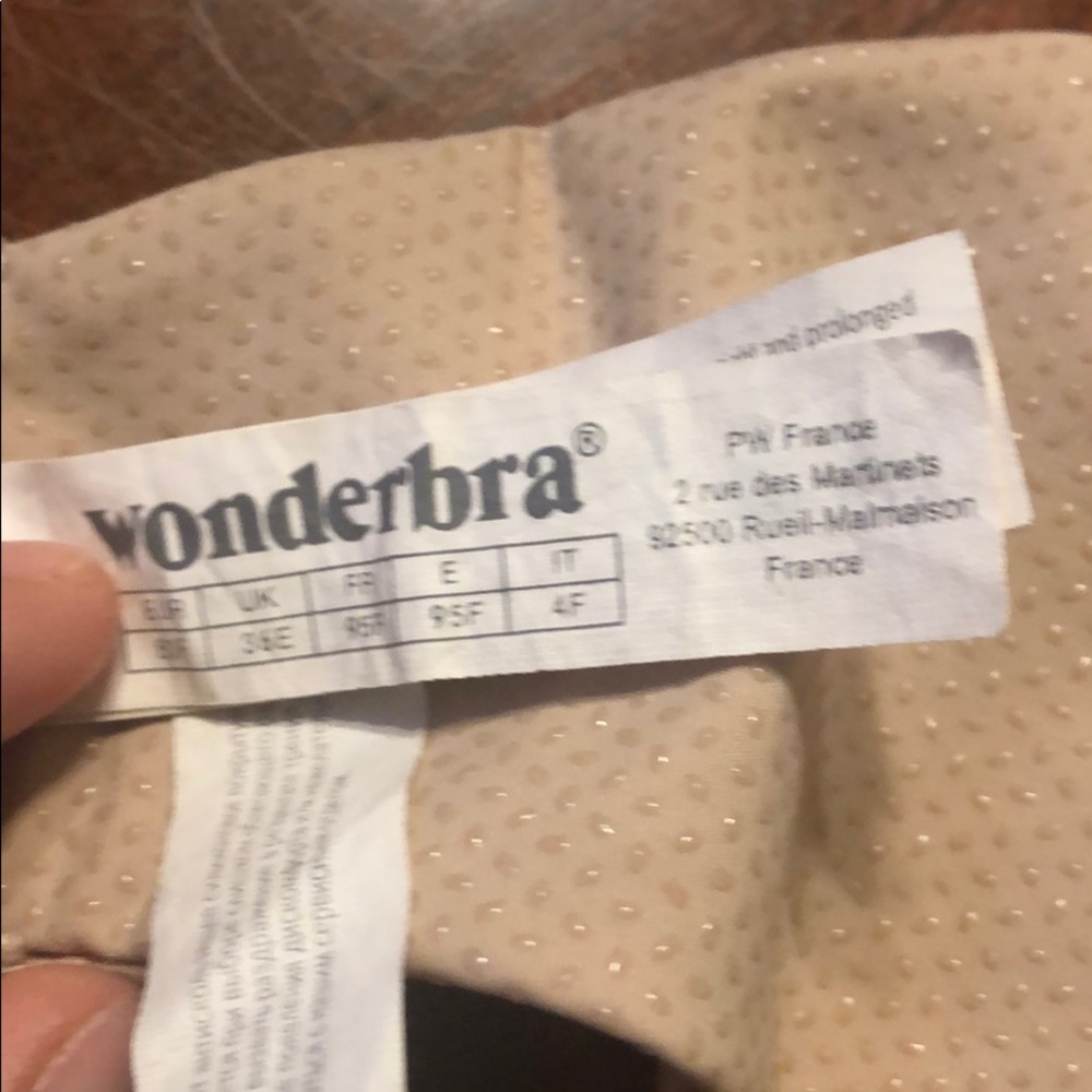 Wonderbra - Picture 3 of 4